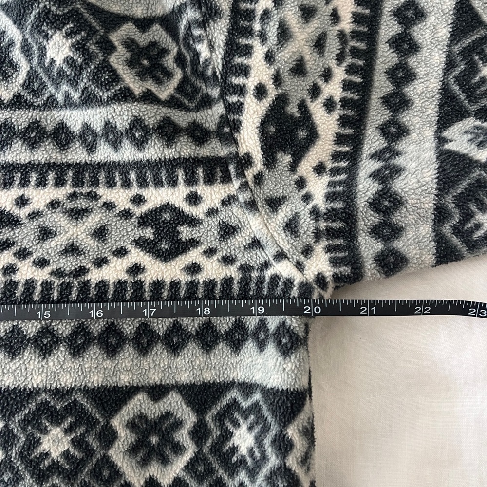 Vintage L.L. Bean patterned fleece - Picture 8 of 10